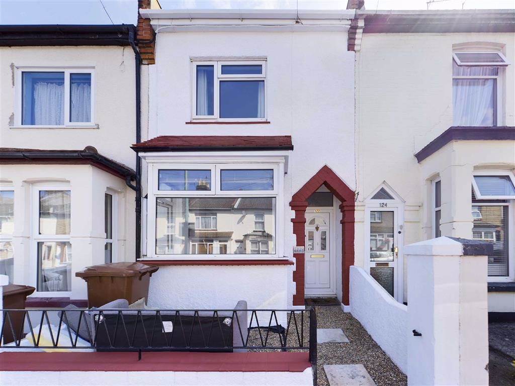 Chaucer Road, Gillingham ME7  