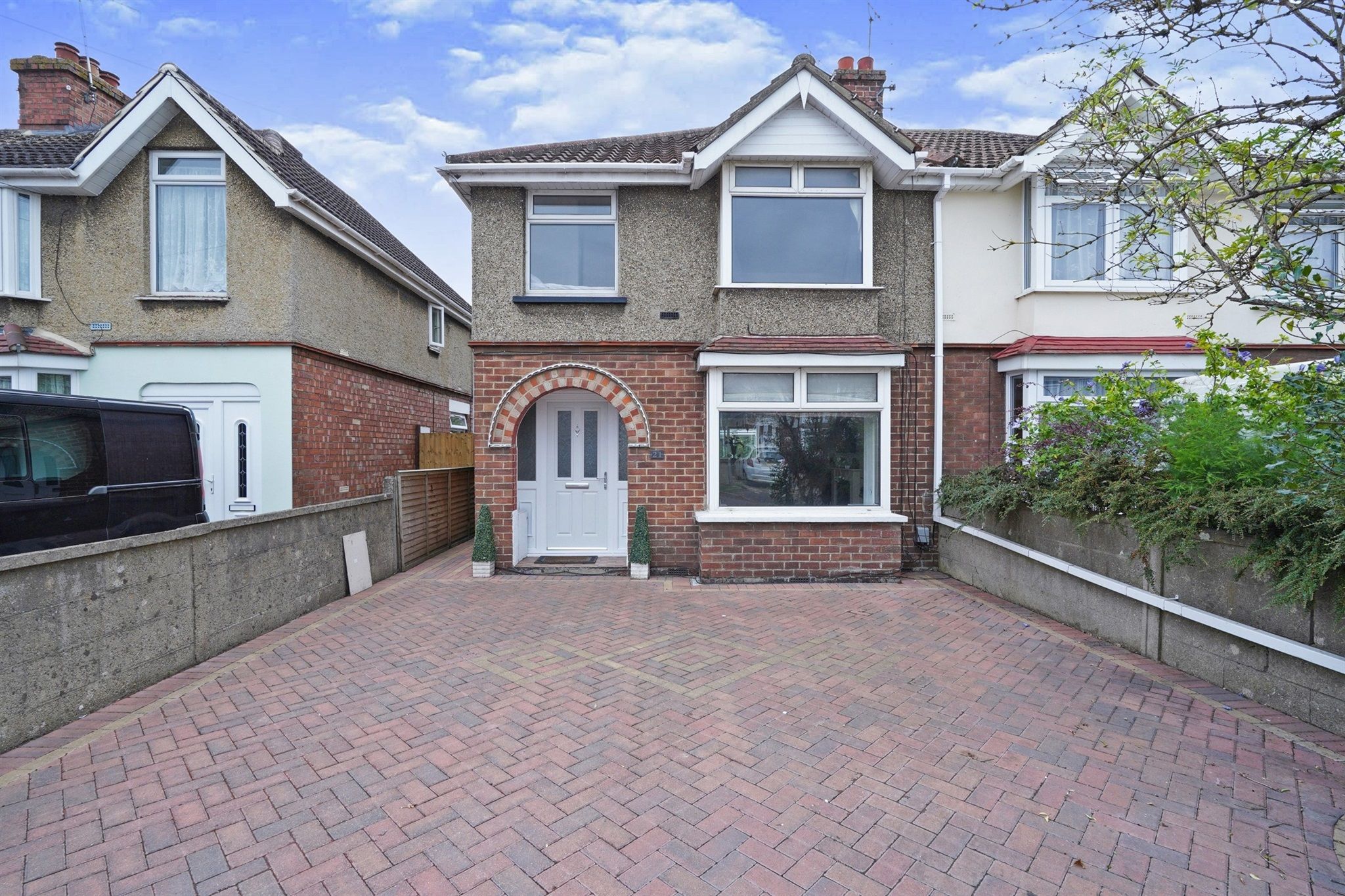 3 bed semidetached house for sale in Copse Avenue, Swindon SN1 Zoopla