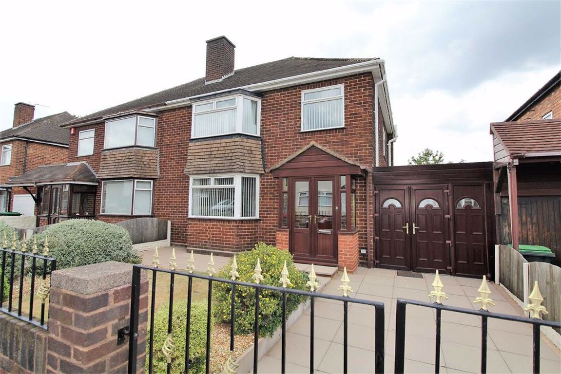 3 bed semidetached house for sale in Doe Bank Road, Ocker Hill, Tipton