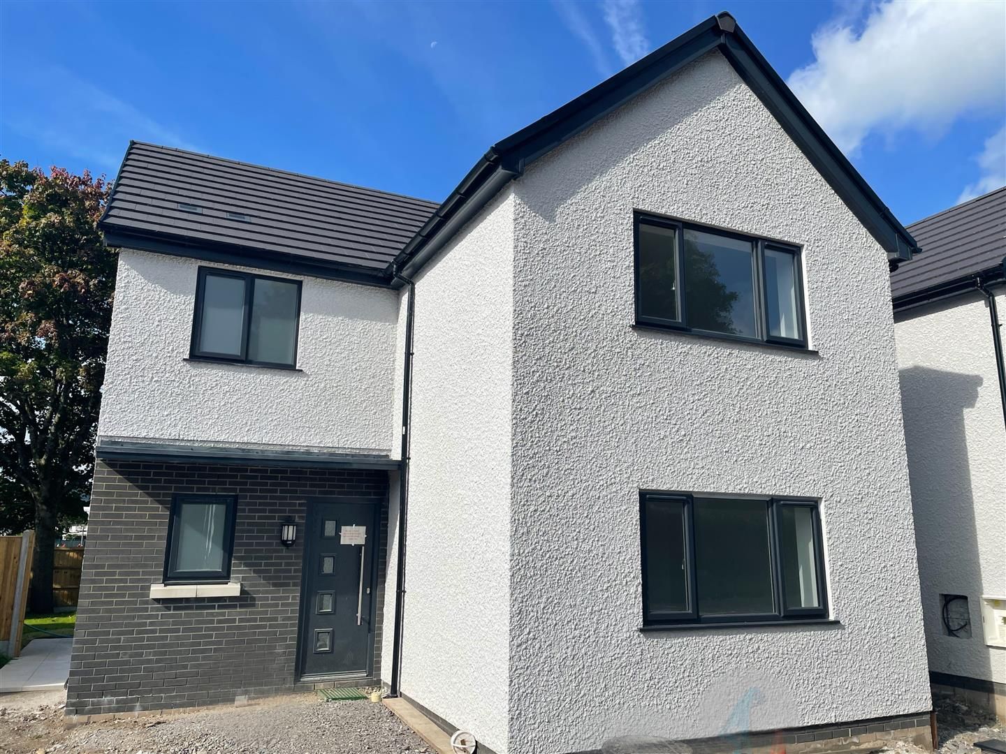 New home, 3 bed detached house for sale in Earlsfield Close, Glynneath