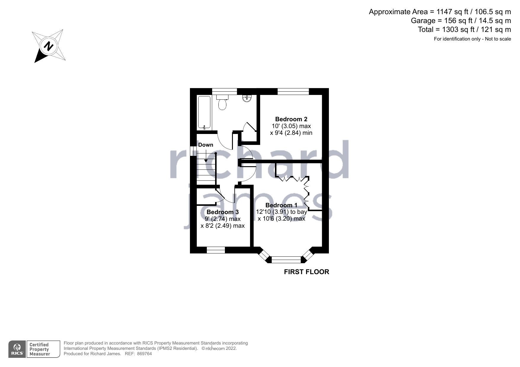 3 bed semidetached house for sale in Grange Drive, Stratton, Swindon