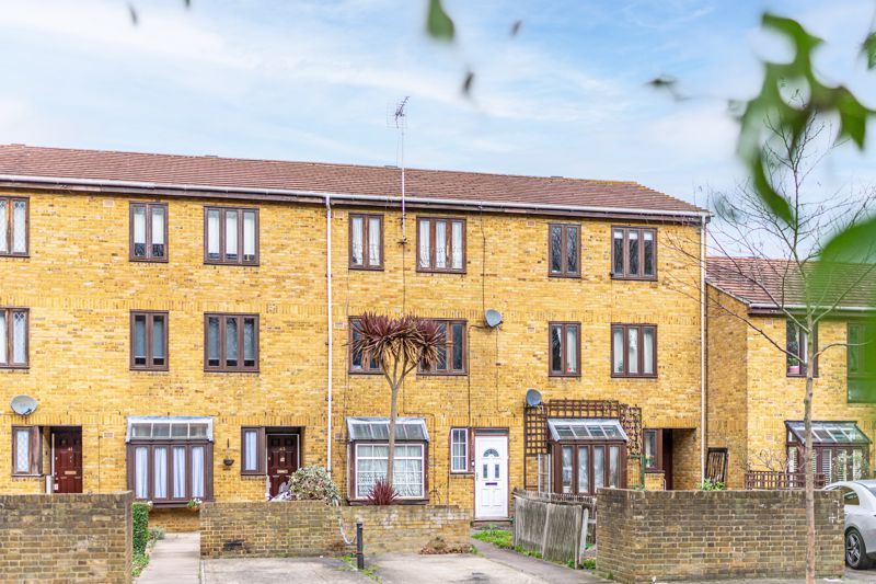 4 bed terraced house for sale in Pearson Street, London E2 Zoopla