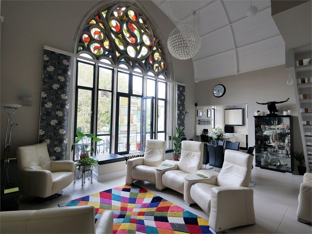 5 Alcedonia, Albert Crescent, Penarth CF64  