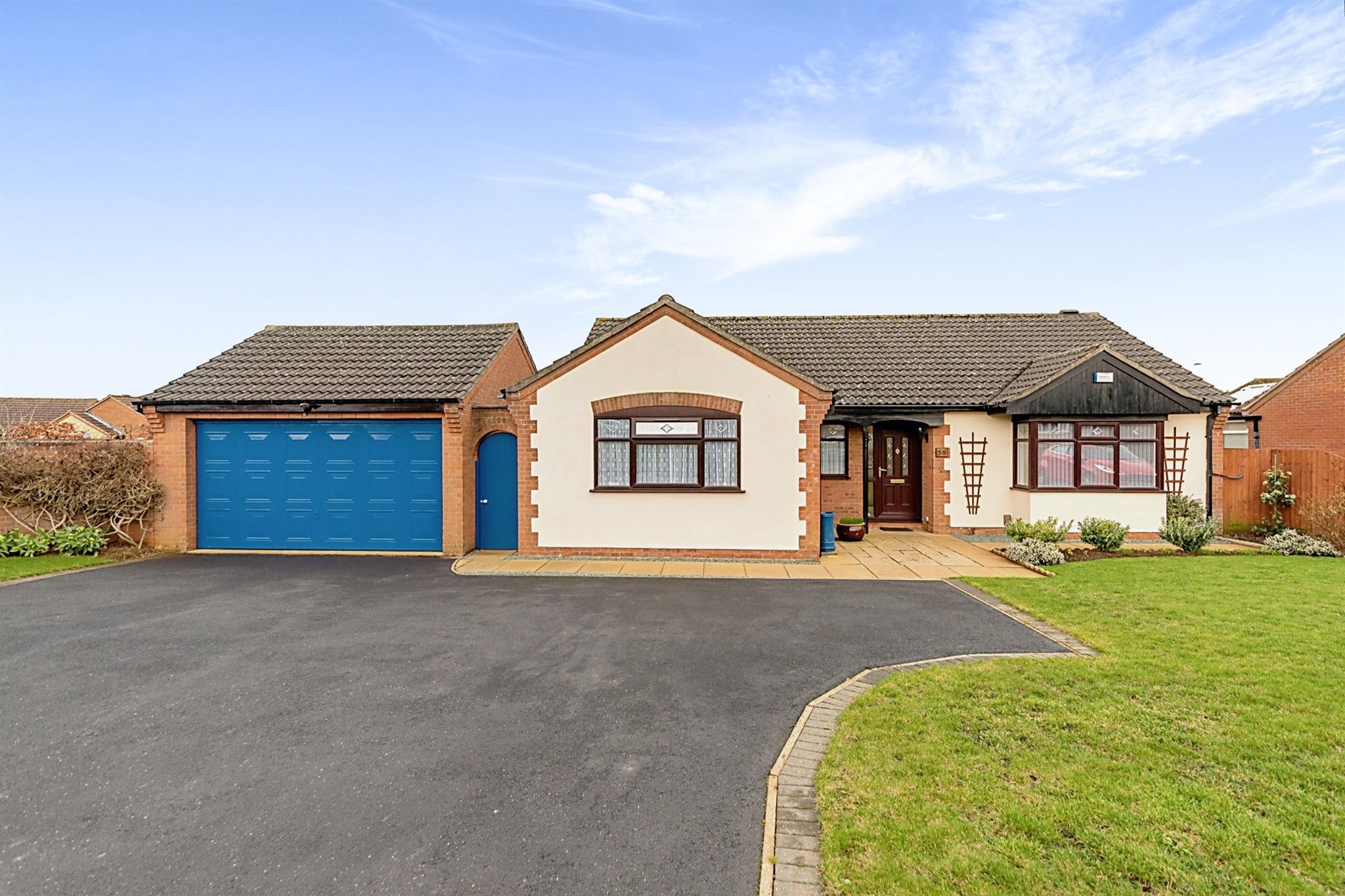 3 bed detached bungalow for sale in Covill Close, Great Gonerby