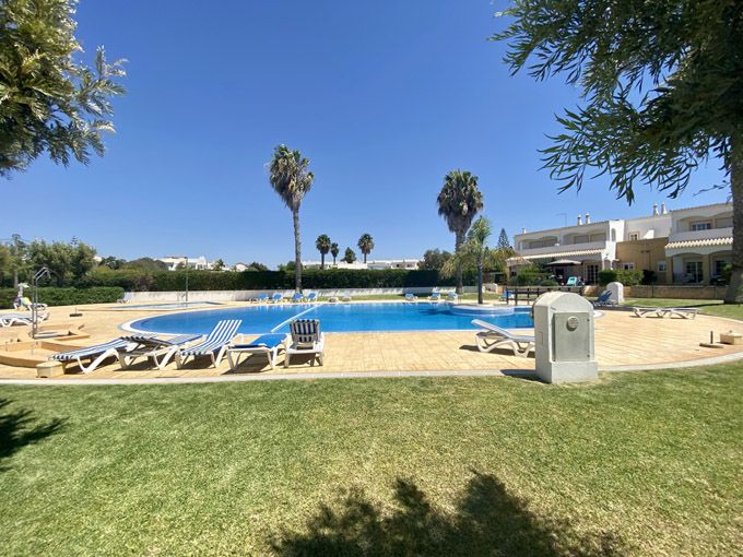 2 bed town house for sale in Apartamentos Montes De Alvor, Alvor