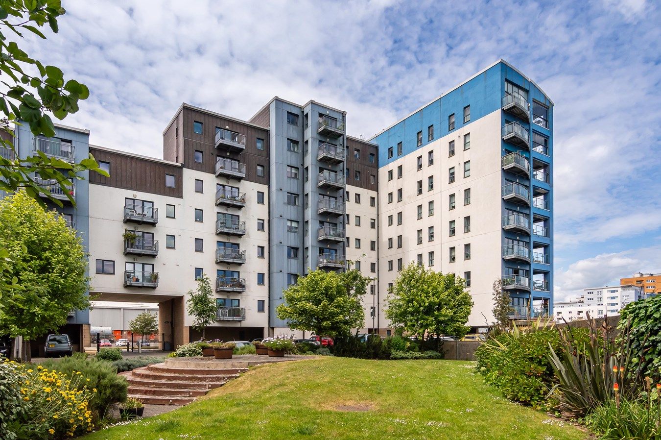 2 bed flat for sale in Lochinvar Drive, Granton, Edinburgh EH5 Zoopla