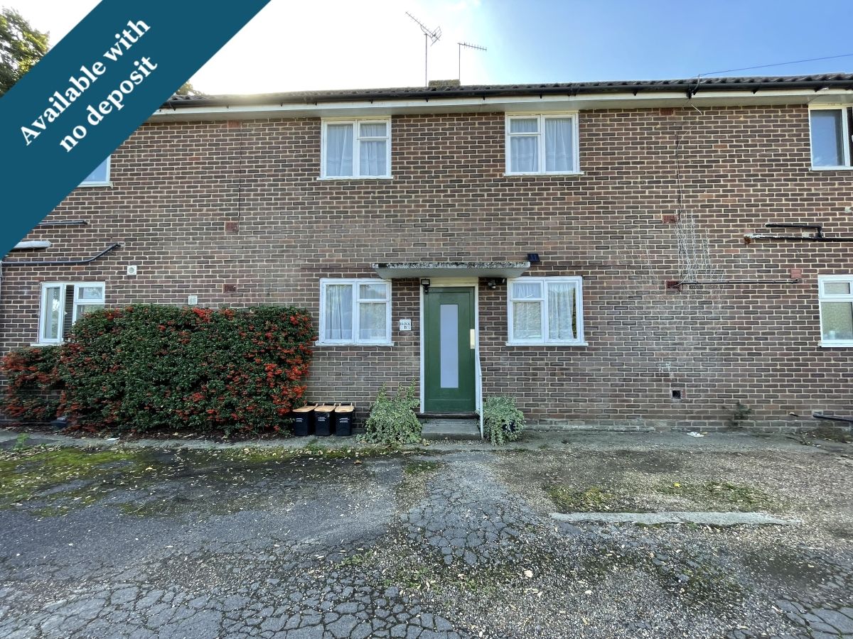 2 bed flat to rent in St. Andrews Road, Paddock Wood, Tonbridge TN12
