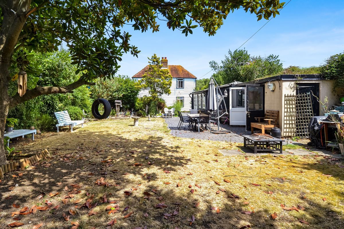 3 bed detached house for sale in Herne Bay Road, Whitstable CT5 Zoopla