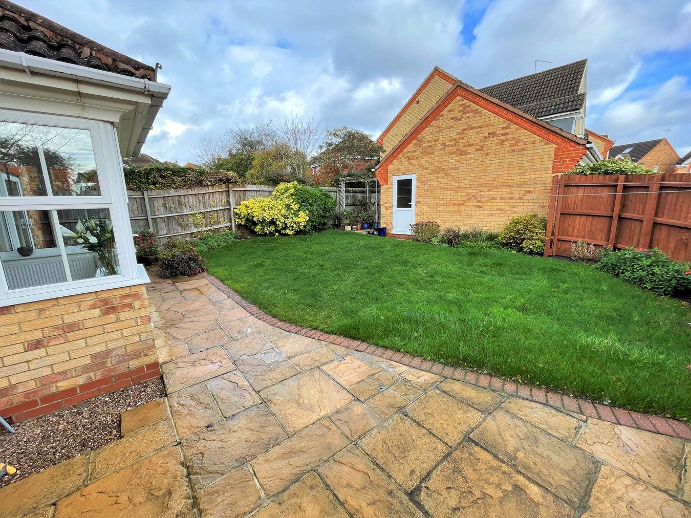 4 bed detached house for sale in Peninsular Close, Wootton, Northampton