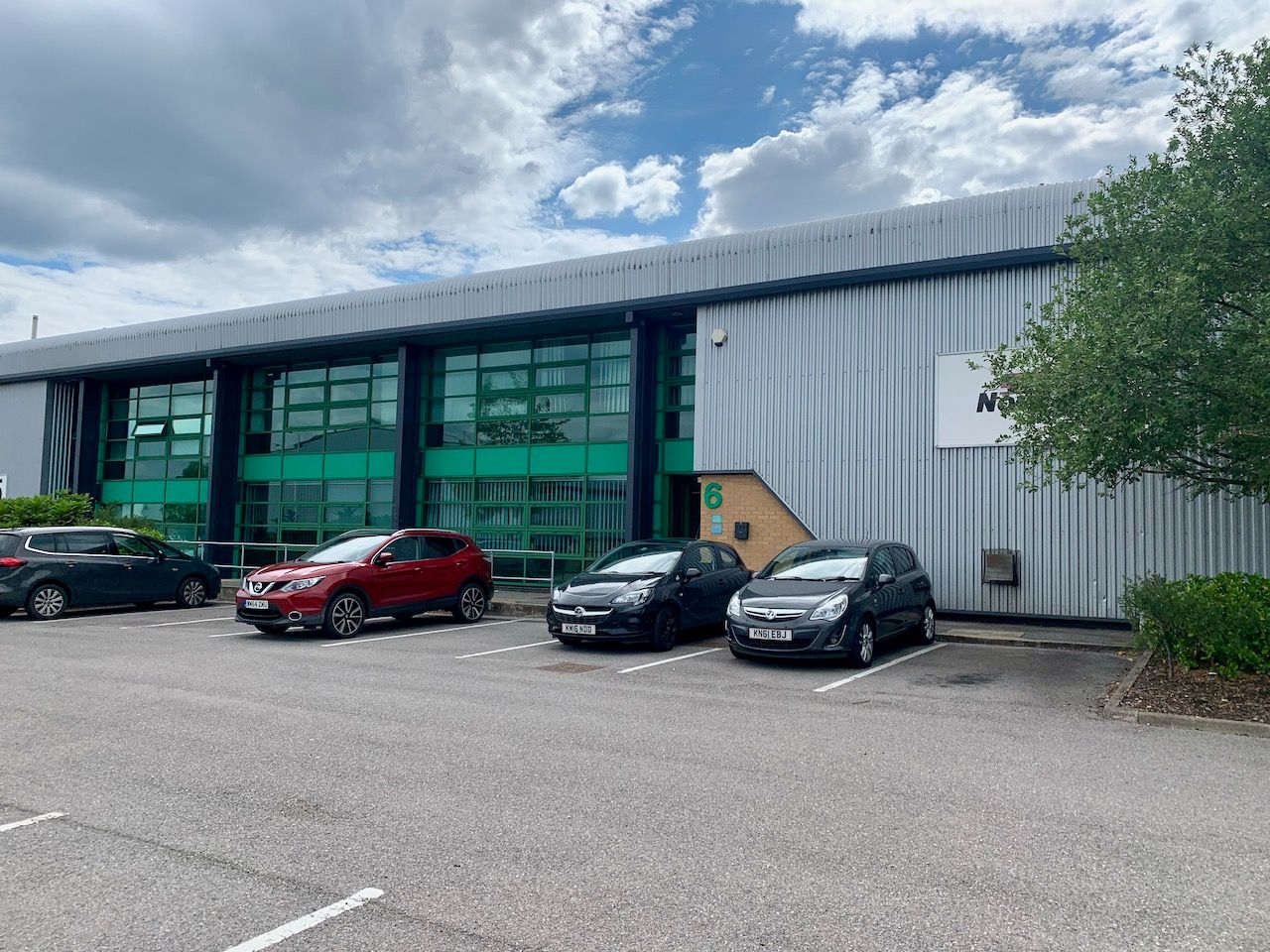 Industrial to let in Unit 6 Sundon Business Park, Dencora Way, Luton