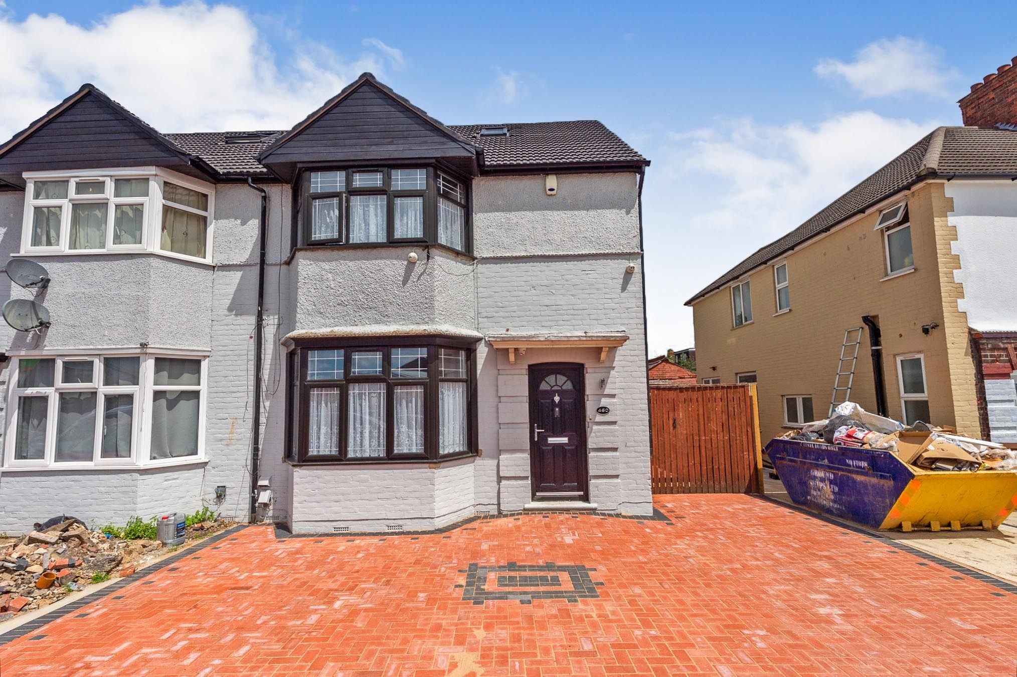 5 bed semidetached house for sale in Leagrave Road, Luton LU3 Zoopla
