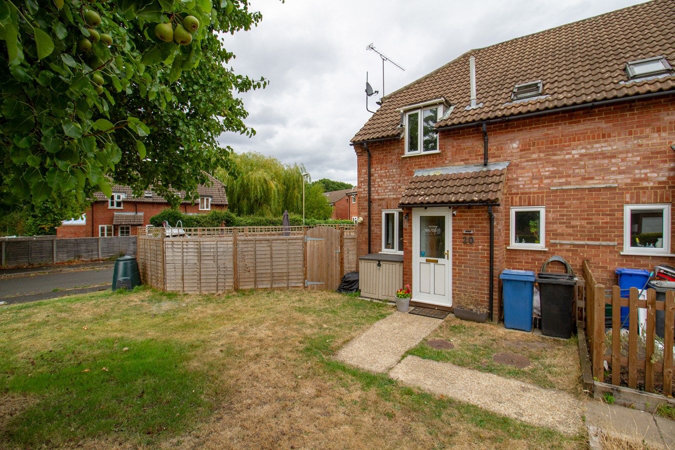 1 bed terraced house for sale in Kimberley, Church Crookham, Fleet GU52