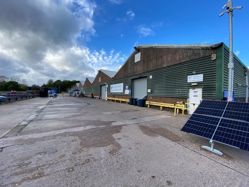 Light industrial to let in Units 46 48, Drayton Manor Business Park