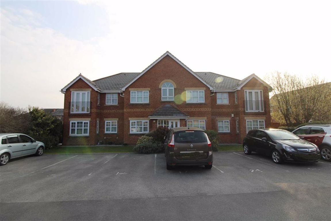 Fieldings Close, Pemberton, Wigan WN5  