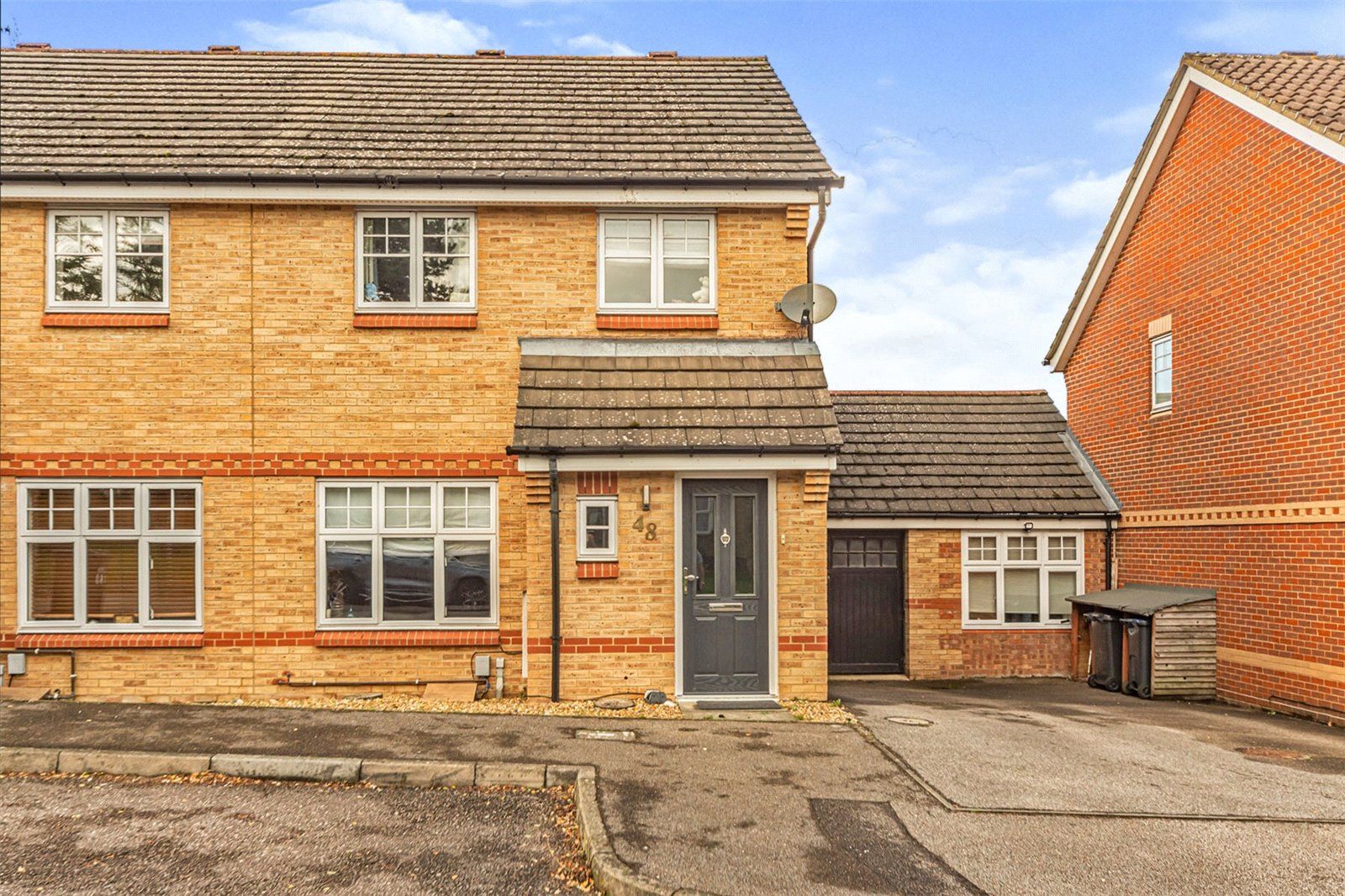 3 bed semidetached house for sale in Great Innings North, Watton At