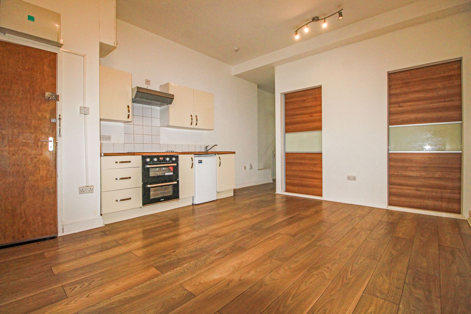 Studio to rent in Peterborough Road, Harrow On The Hill, Harrow HA1