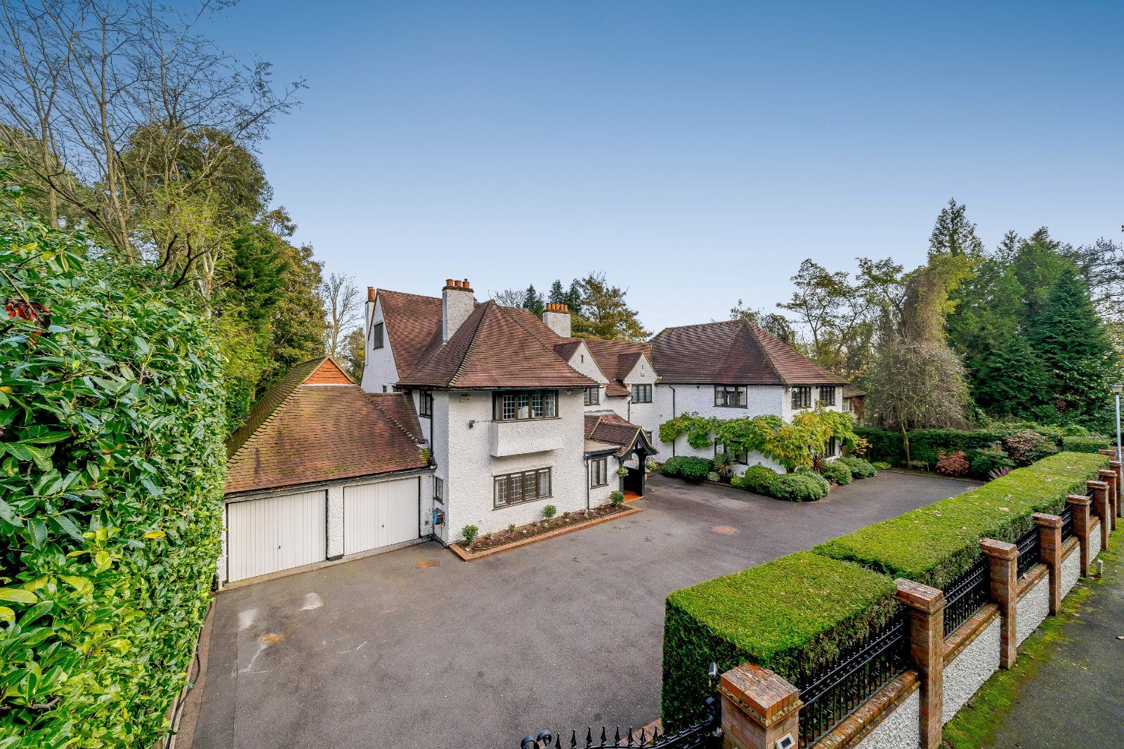 South Park Drive, Gerrards Cross, Buckinghamshire SL9  