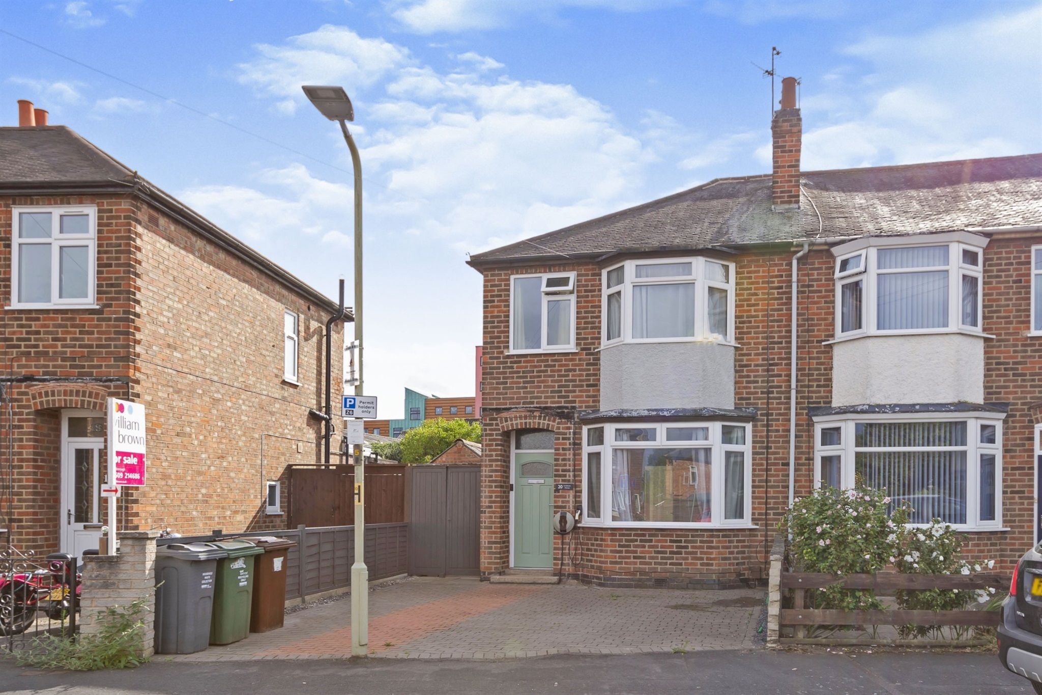 3 bed end terrace house for sale in Limehurst Avenue, Loughborough LE11