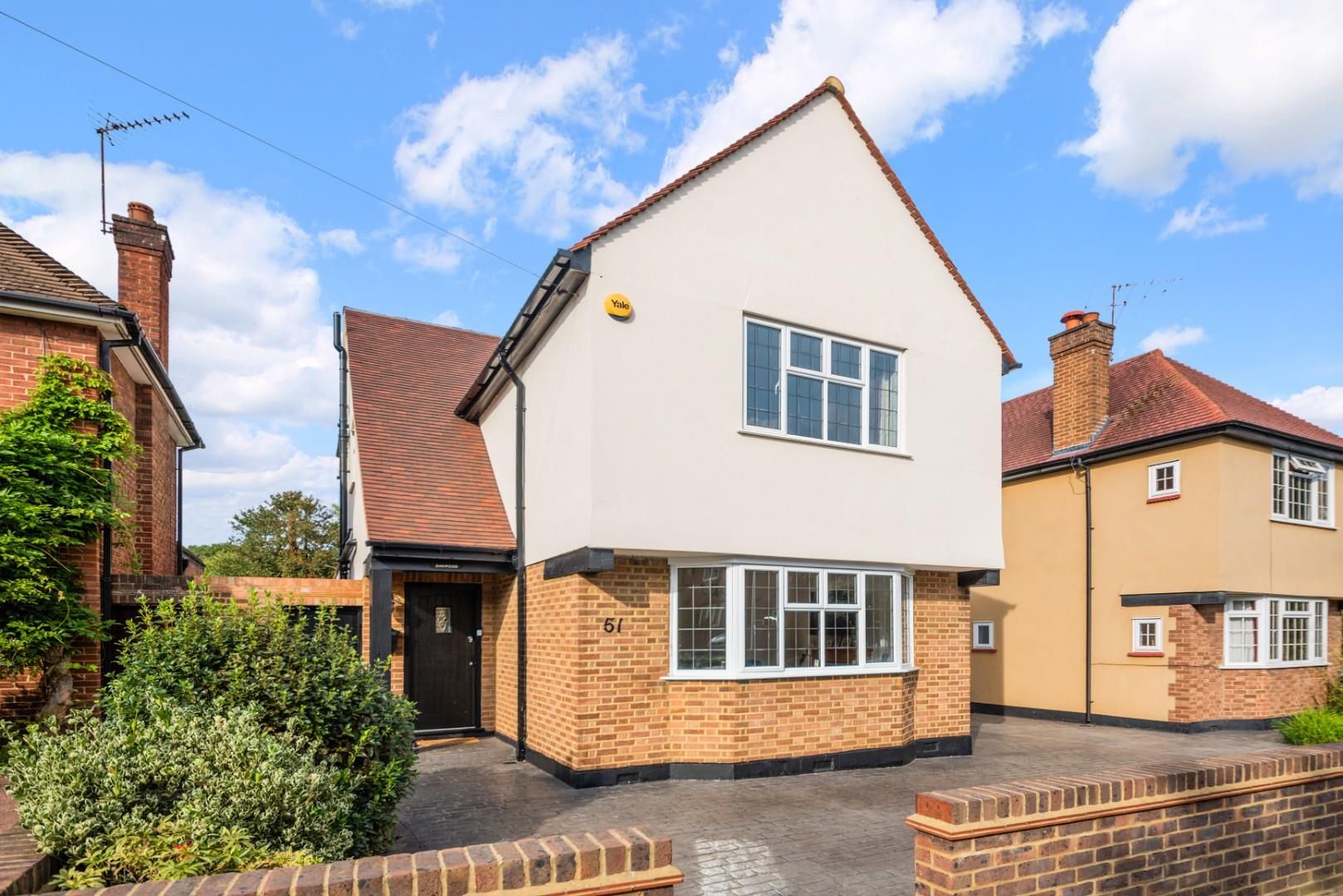 5 bed property for sale in Park Avenue, Ruislip HA4 Zoopla