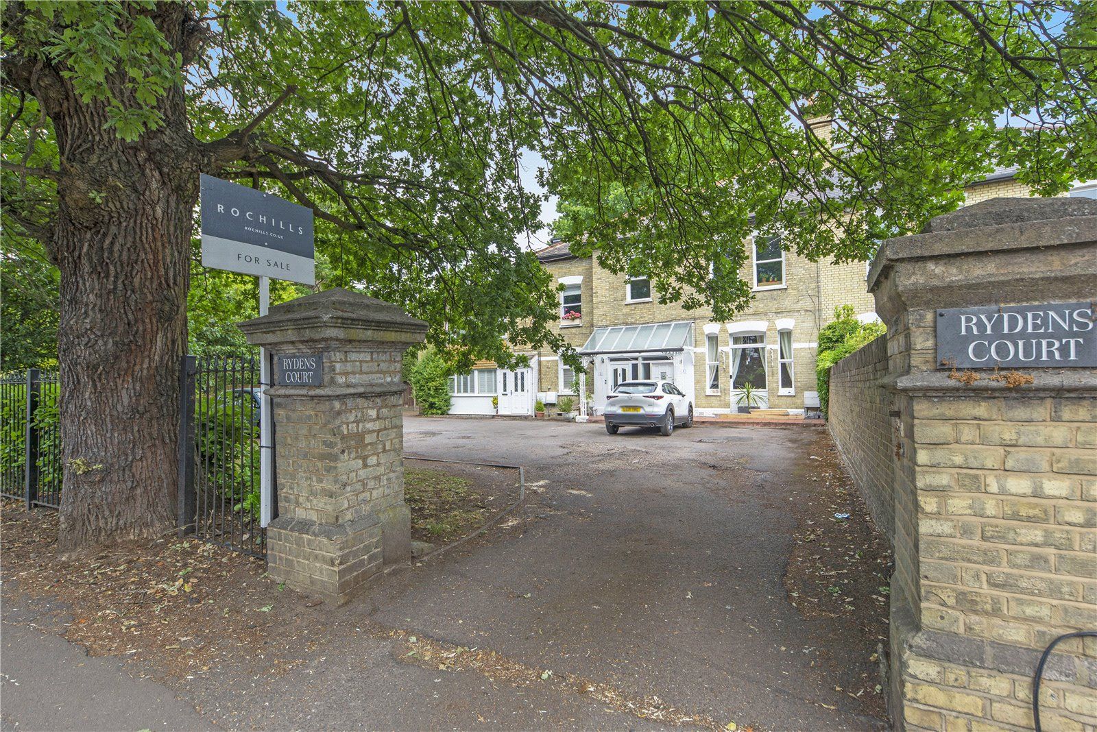 2 bed flat for sale in Rydens Court, 9 Rydens Road, WaltonOnThames