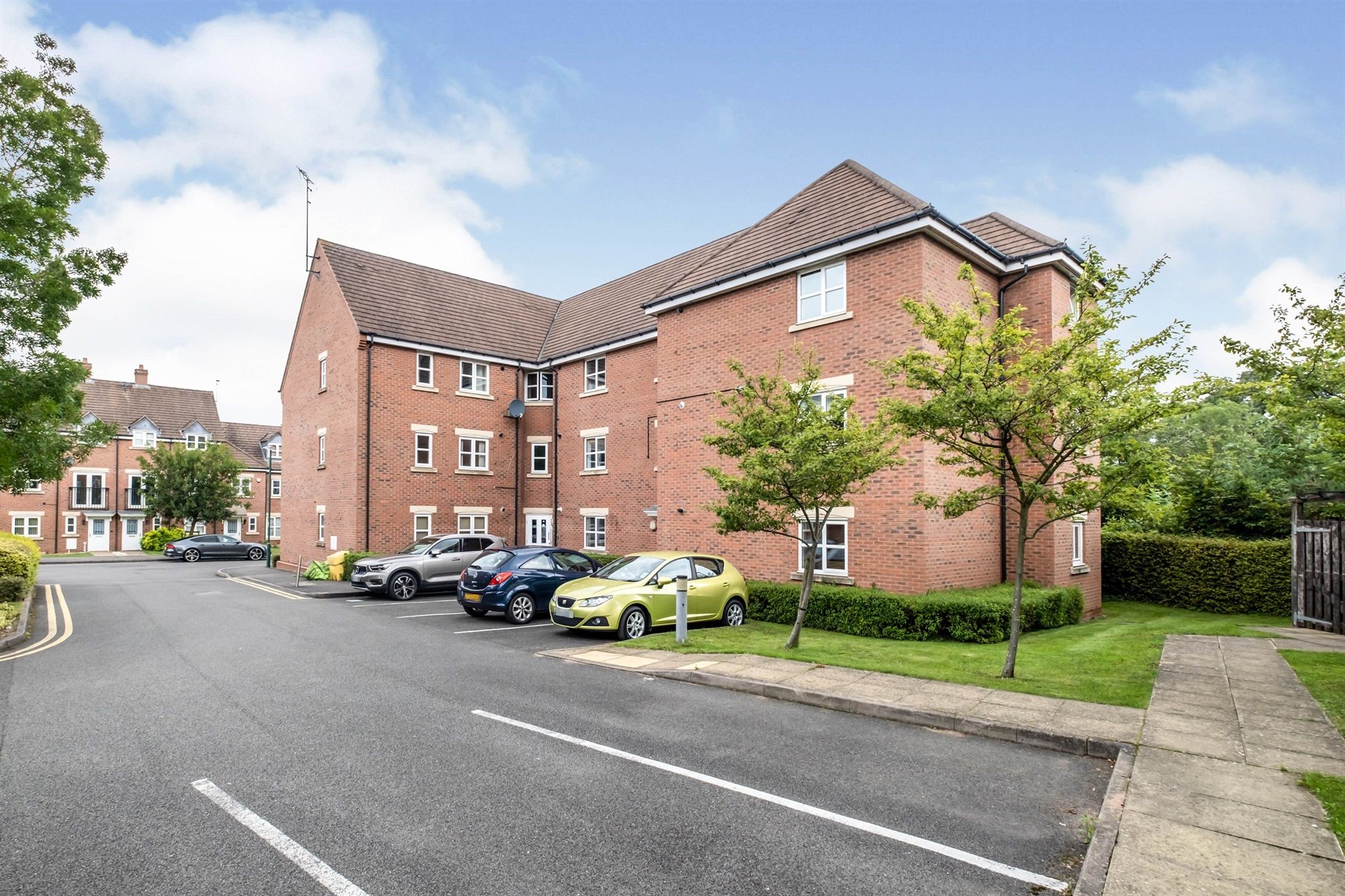 2 bed flat for sale in Middlewood Close, Solihull B91 Zoopla