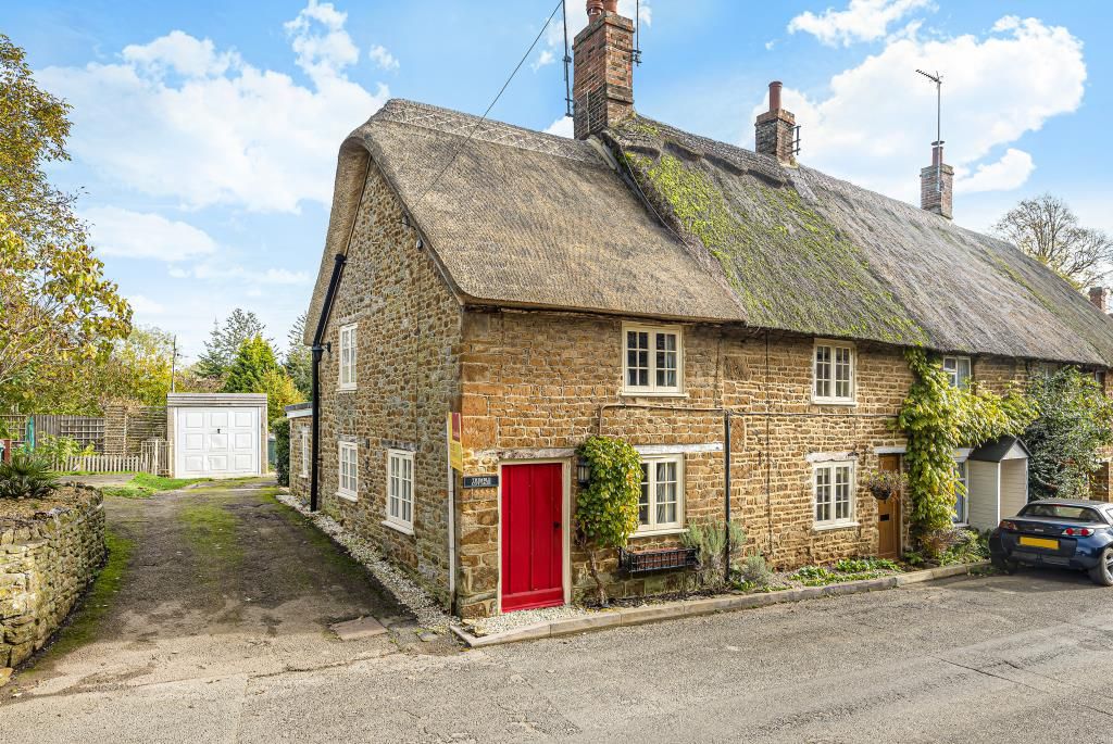 2 bed cottage to rent in Thimble Cottage, Hook Norton OX15 Zoopla
