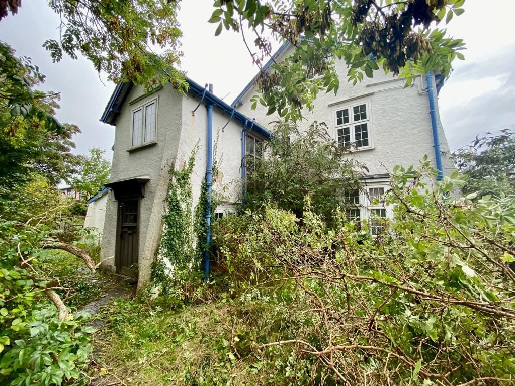 6 bed property for sale in Barrington Street, Tiverton EX16 Zoopla