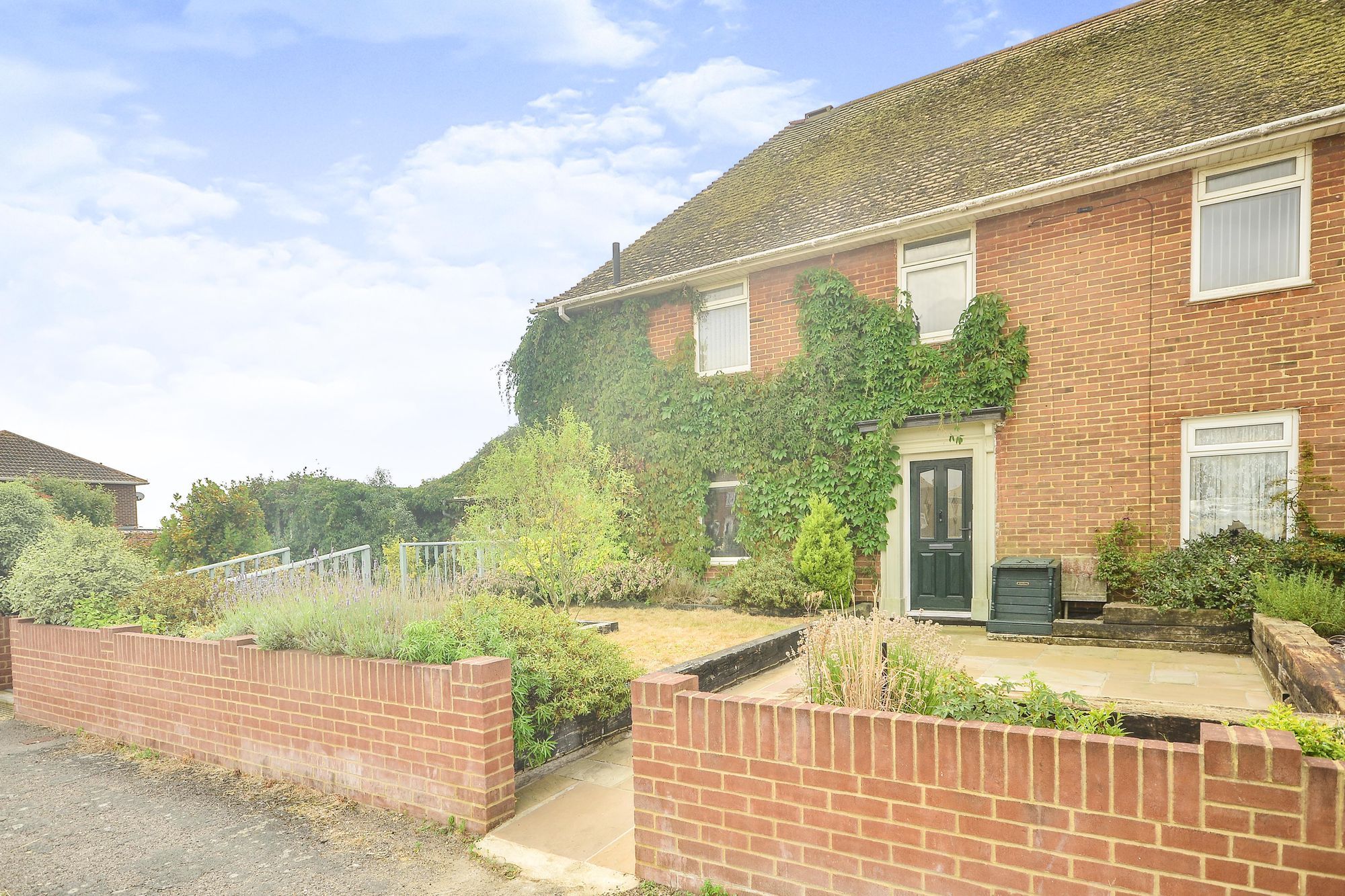 4 bed semidetached house for sale in The Green, Lydd TN29 Zoopla