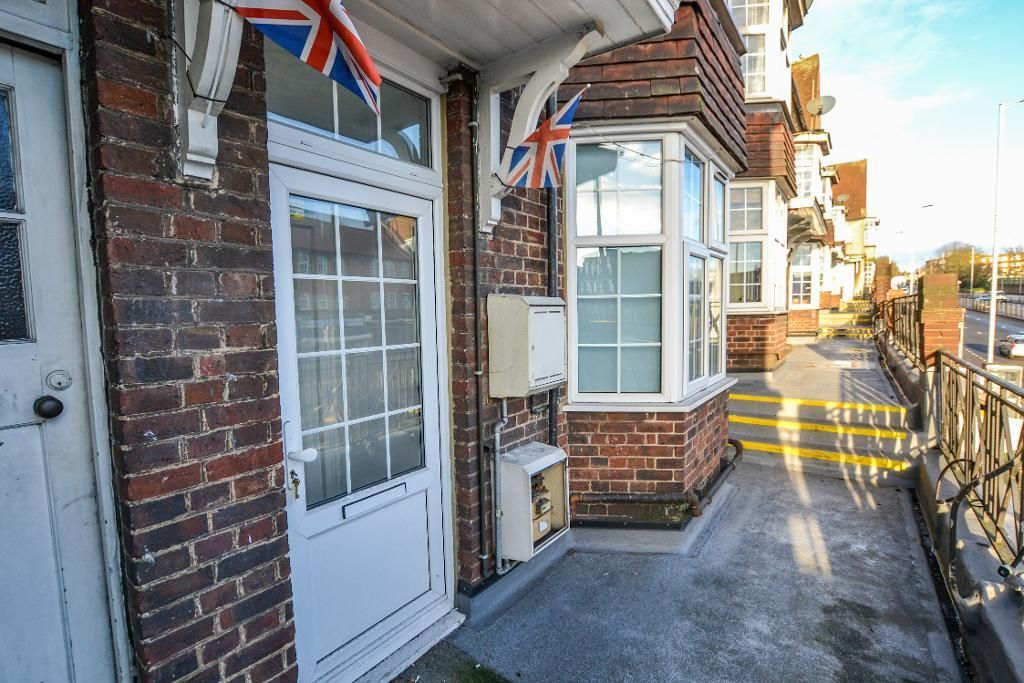 Parade Mansions, Watford Way, Hendon, London NW4  