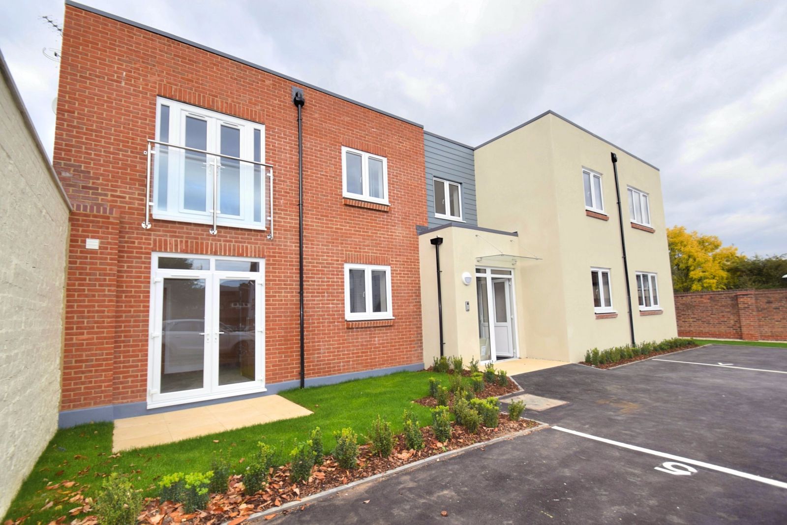 2 bed flat to rent in East Street, Rochford, Essex SS4 Zoopla