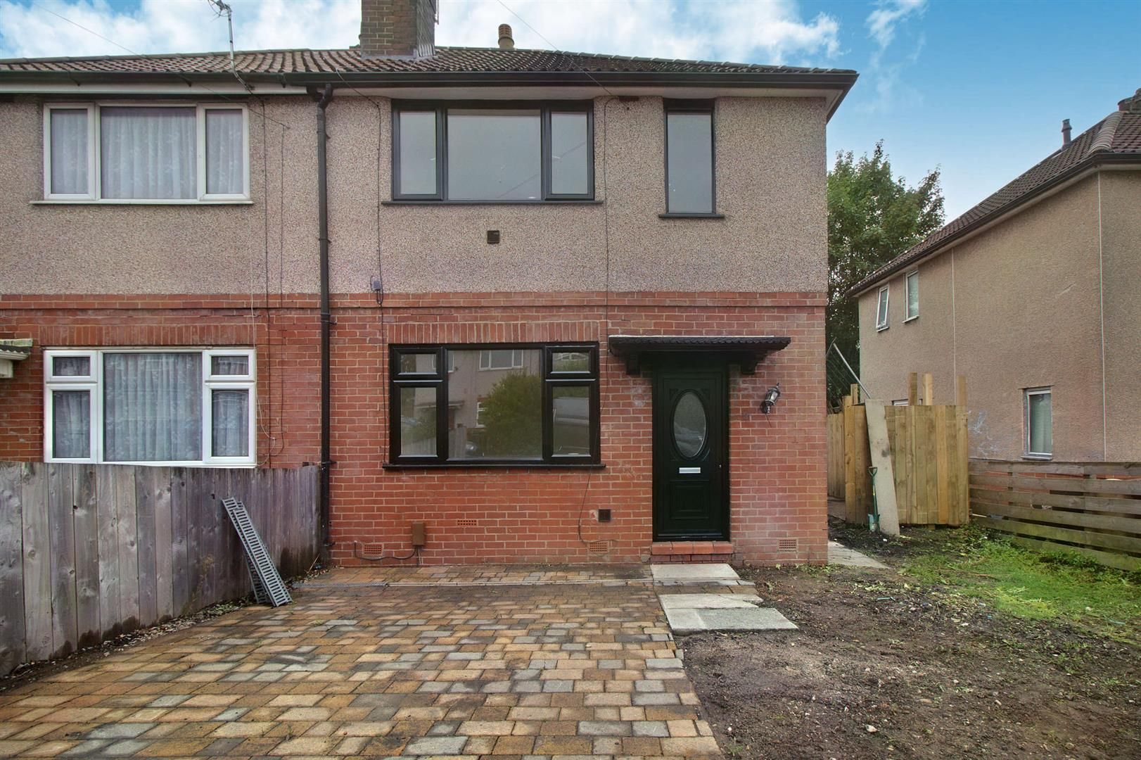 3 bed semidetached house for sale in Crescent Avenue, Farnworth