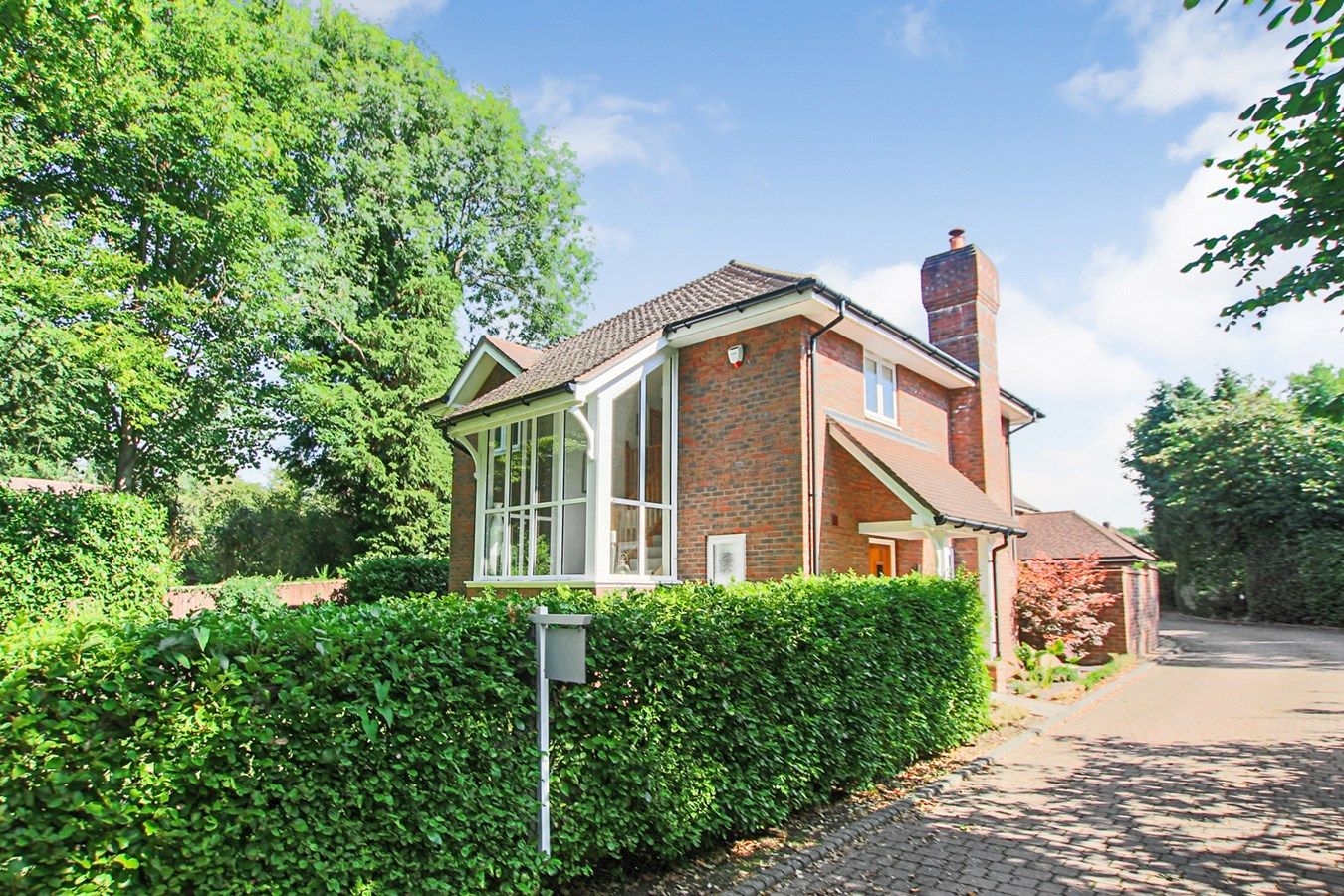 3 bed detached house for sale in Glendale, Felbridge, East Grinstead