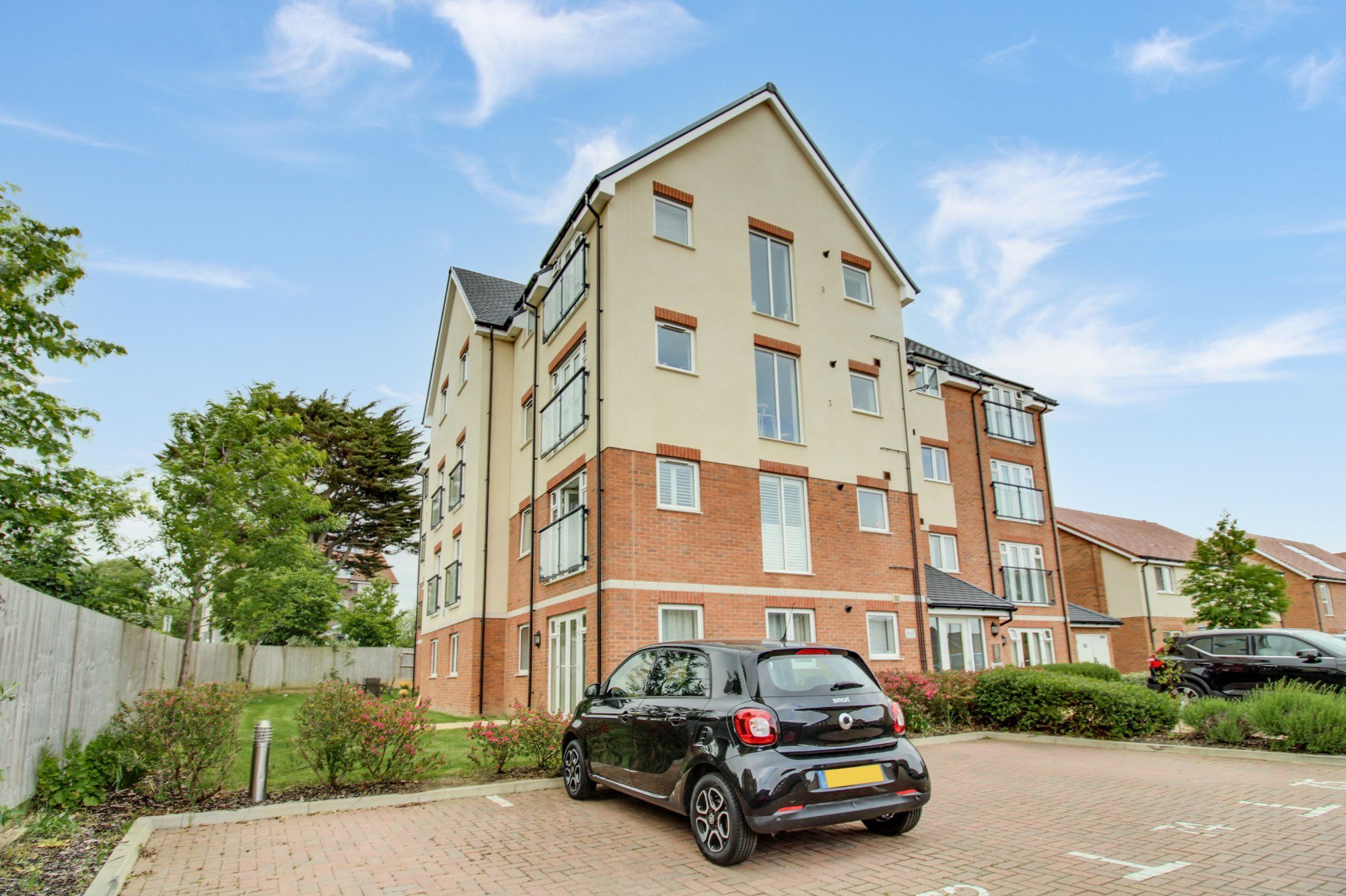 2 bed flat to rent in Monarch Way, ShorehamBySea BN43 Zoopla
