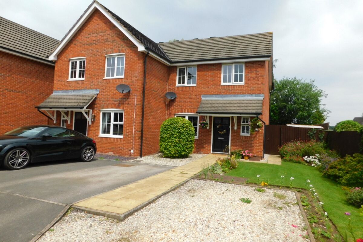 3 bed semidetached house for sale in The Vineyard, Shavington, Crewe