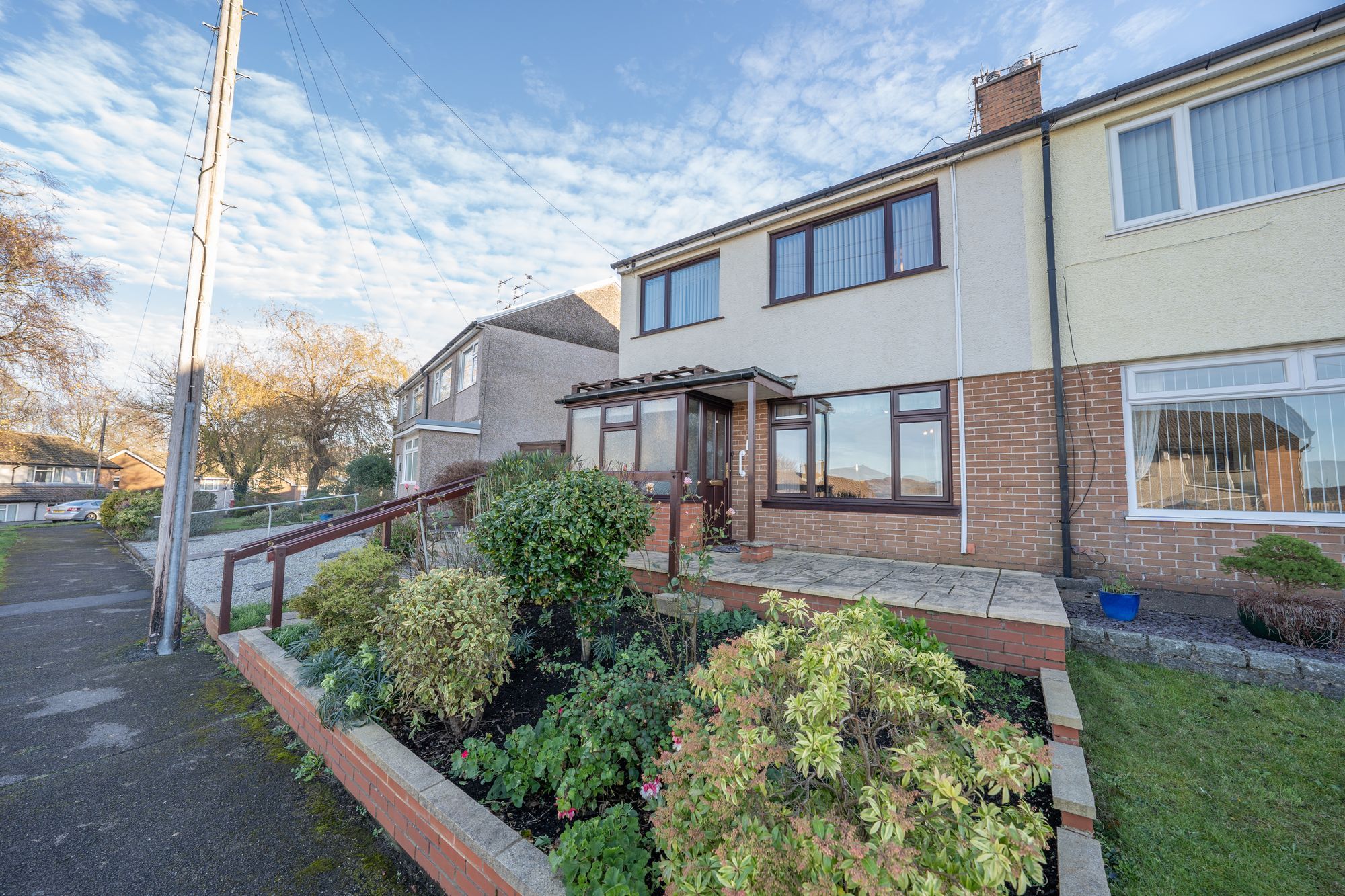 3 bed semidetached house for sale in Channel View, Bassaleg NP10 Zoopla