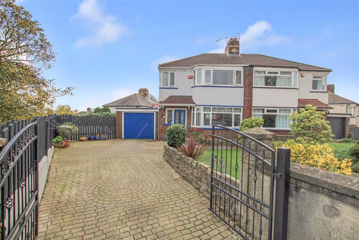 3 bed semidetached house for sale in Dixon Lane, Wortley, Leeds, West