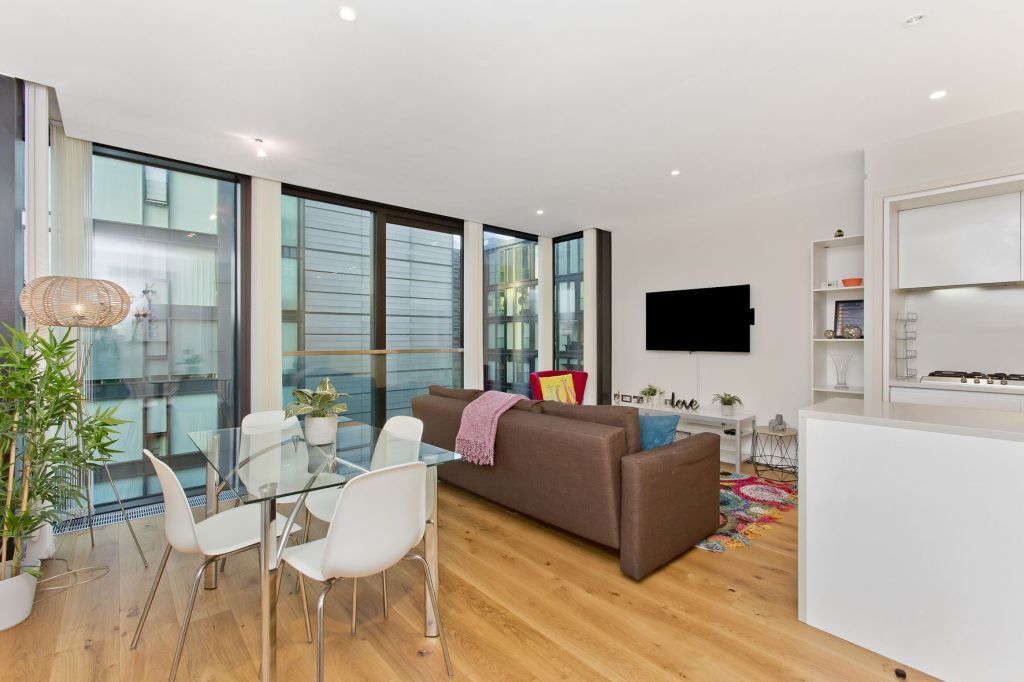24/20 Simpson Loan Quartermile Edinburgh EH3
