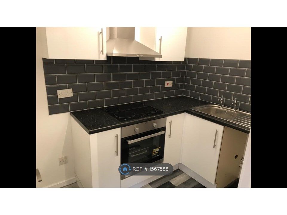 2 bed flat to rent in Bridgeman House, Farnworth, Bolton BL4 Zoopla