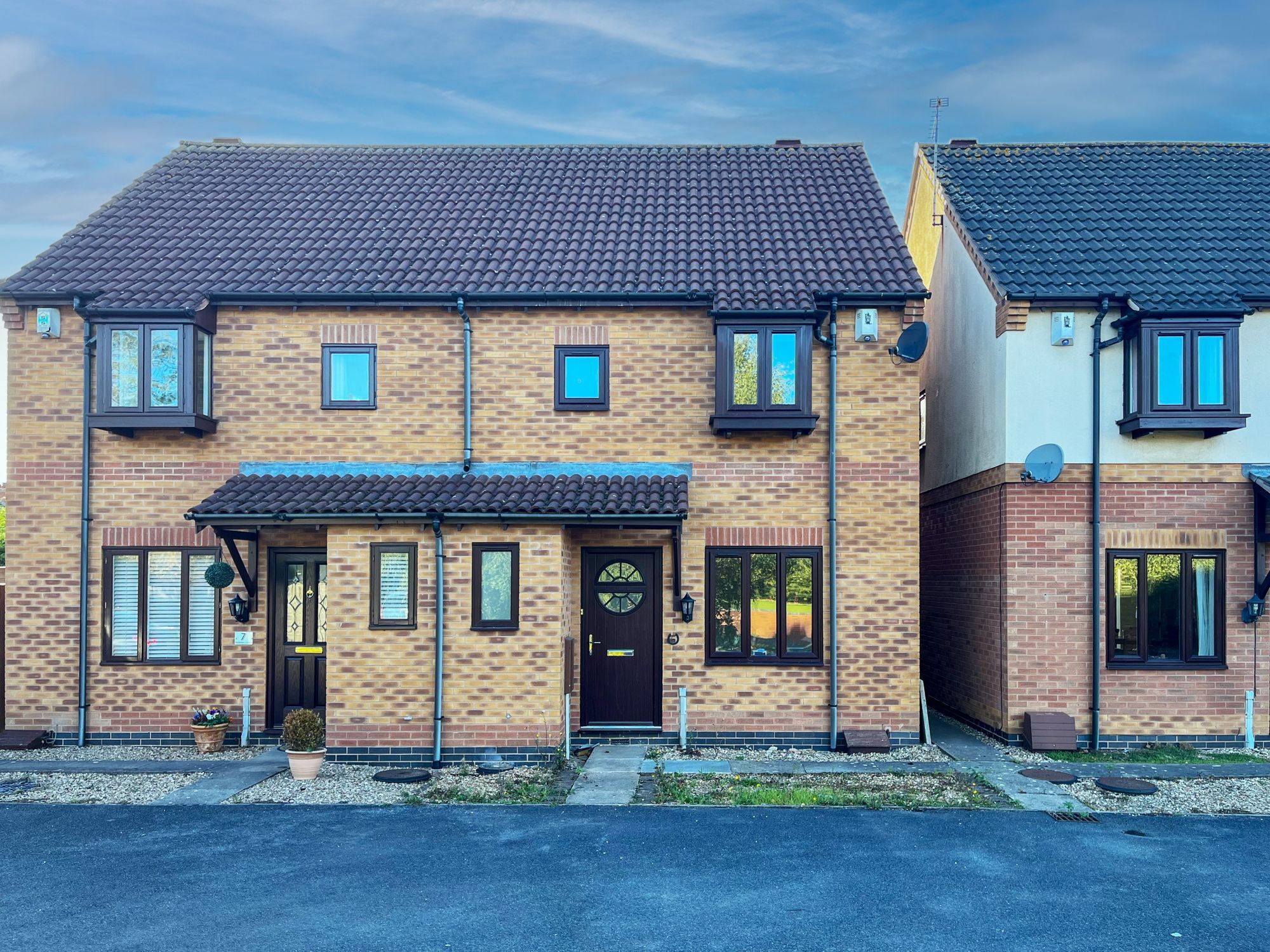 3 bed semidetached house to rent in Brighton Close, Wigston LE18 Zoopla