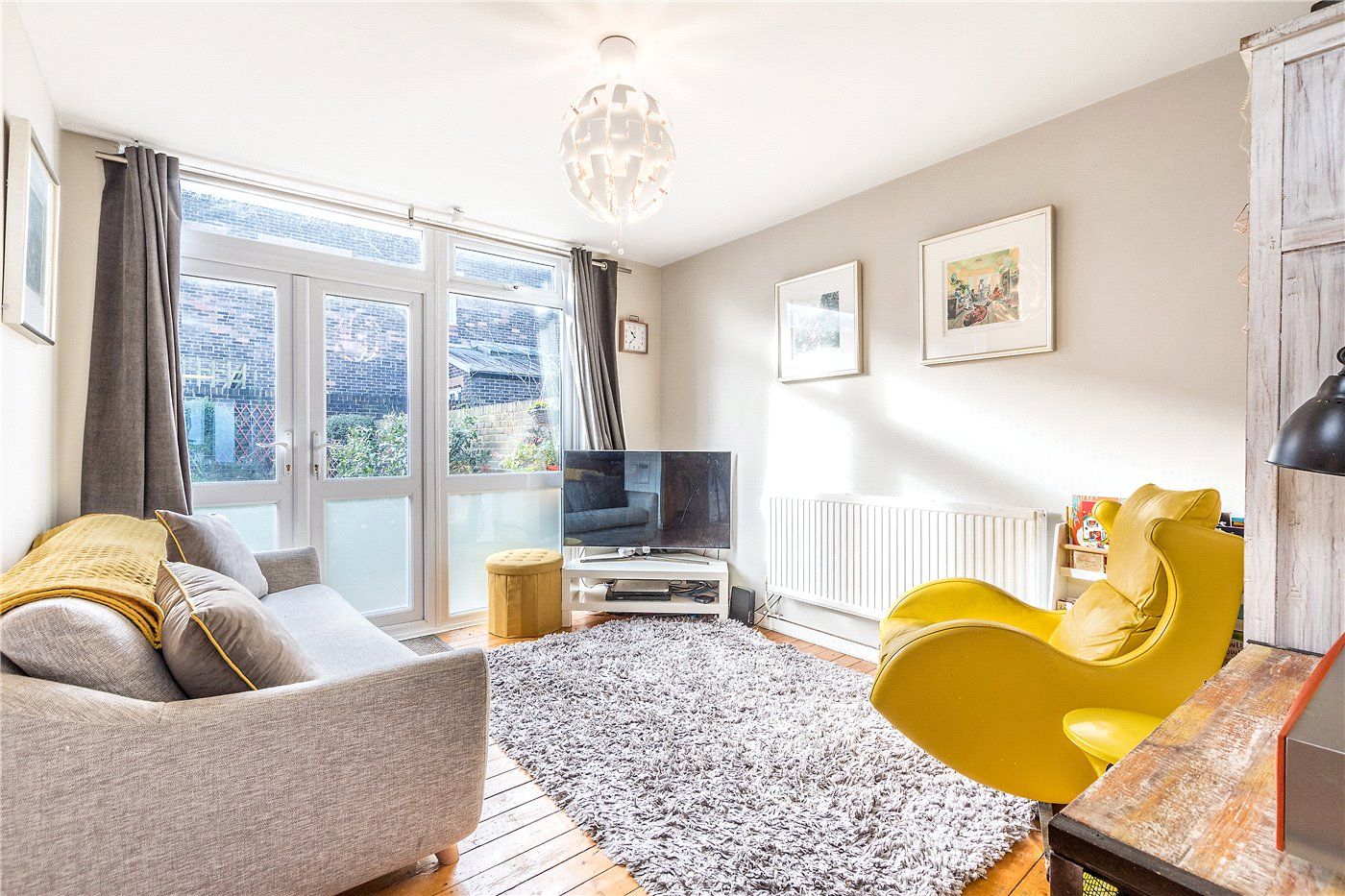 Deventer Crescent, East Dulwich, London SE22  