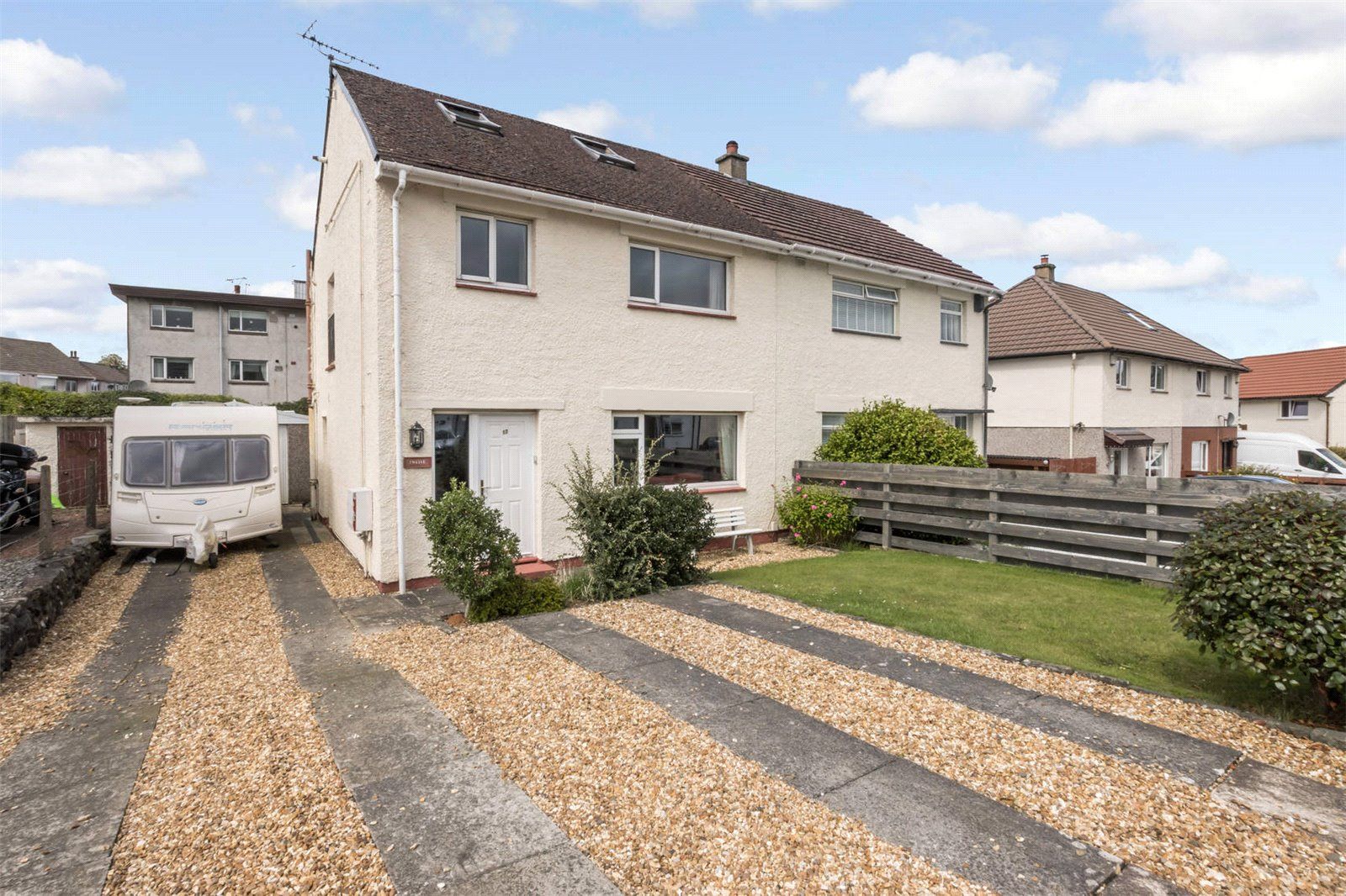 3 bed semidetached house for sale in Troubridge Avenue, Kilbarchan