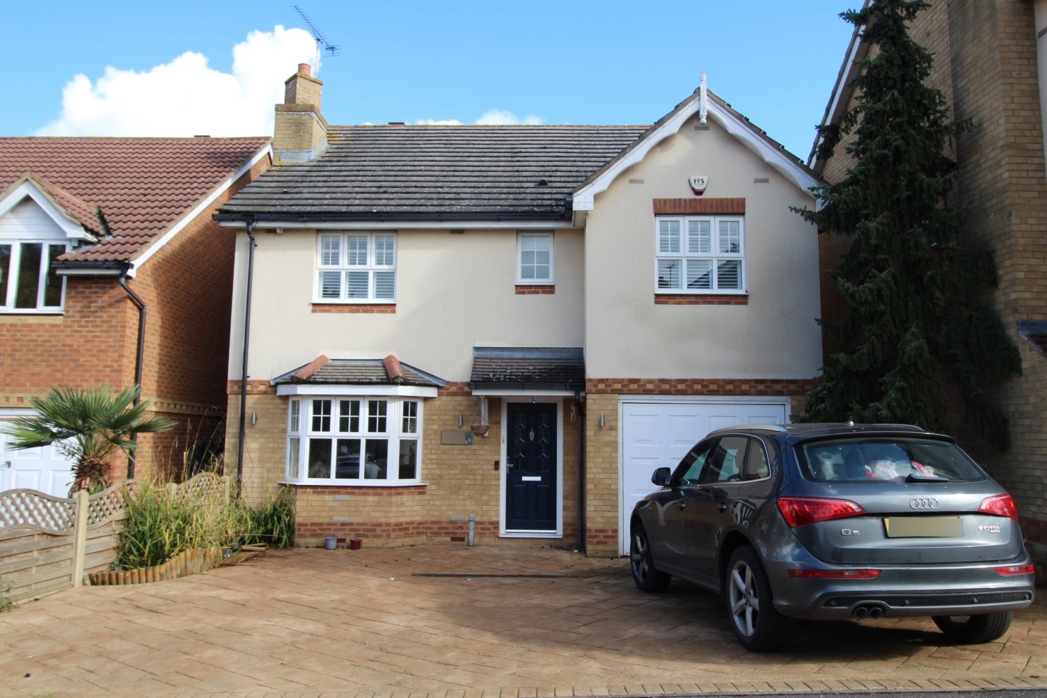 4 bed detached house to rent in Plantation Close, Greenhithe DA9 Zoopla