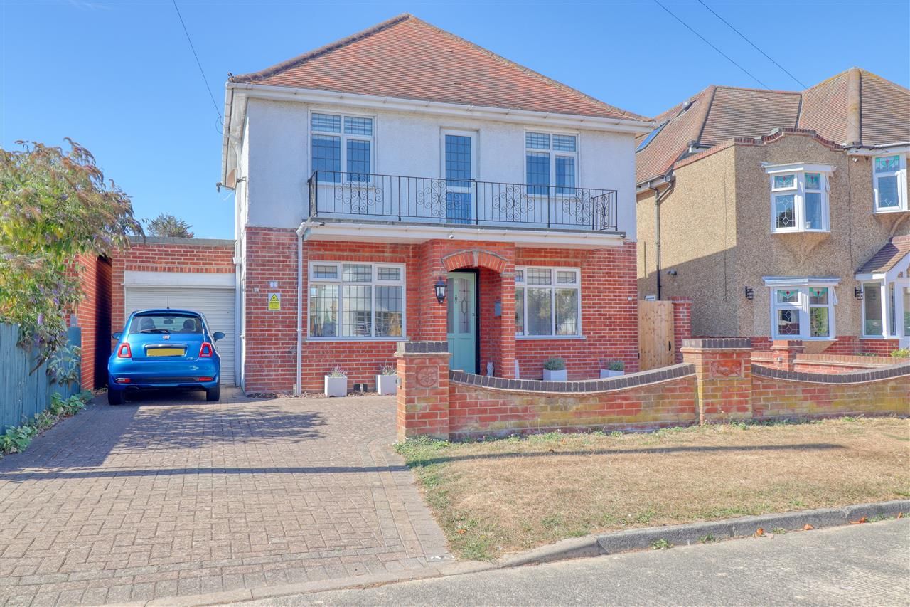 4 bed property for sale in Boley Drive, ClactonOnSea CO15 Zoopla