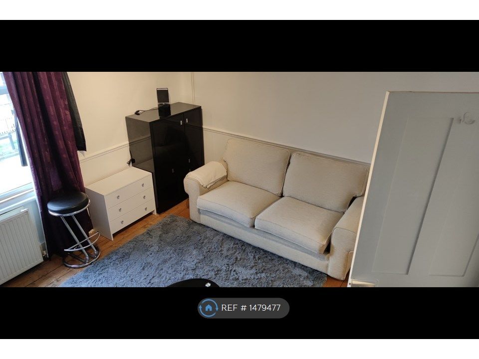 2 bed flat to rent in Water Eaton Road, Bletchley MK2 Zoopla