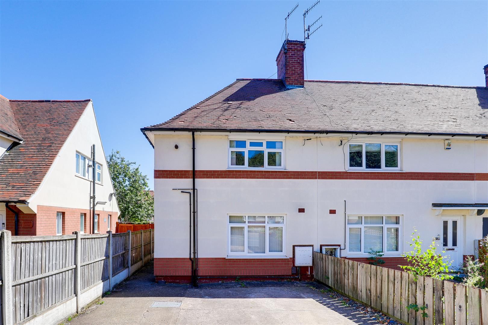 2 bed end terrace house to rent in Longford Crescent, Bulwell, Nottinghamshire NG6 Zoopla