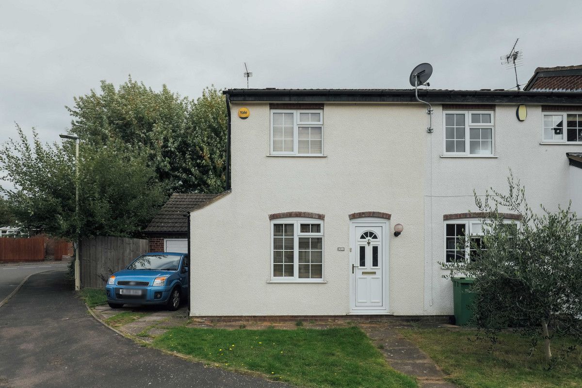 3 bed end terrace house for sale in Burton Close, Oadby LE2 Zoopla