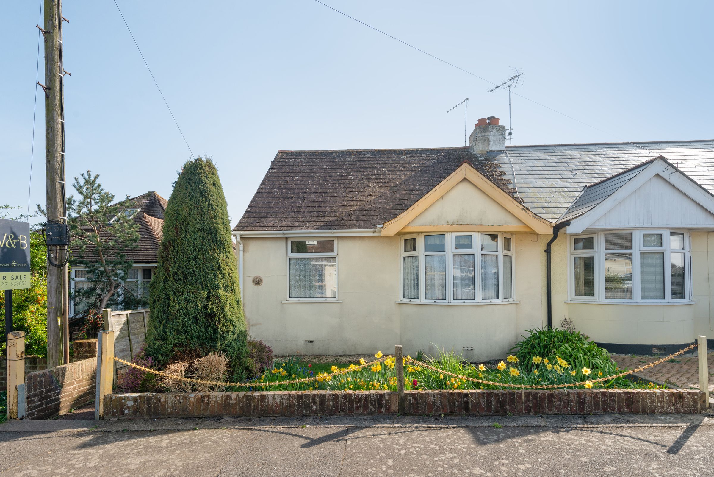 2 bed semidetached bungalow for sale in Swalecliffe Road, Whitstable