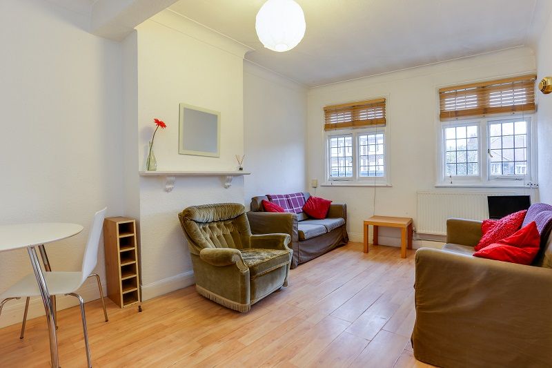 3 bed flat for sale in Gunnersbury Avenue, Ealing, London W5 Zoopla