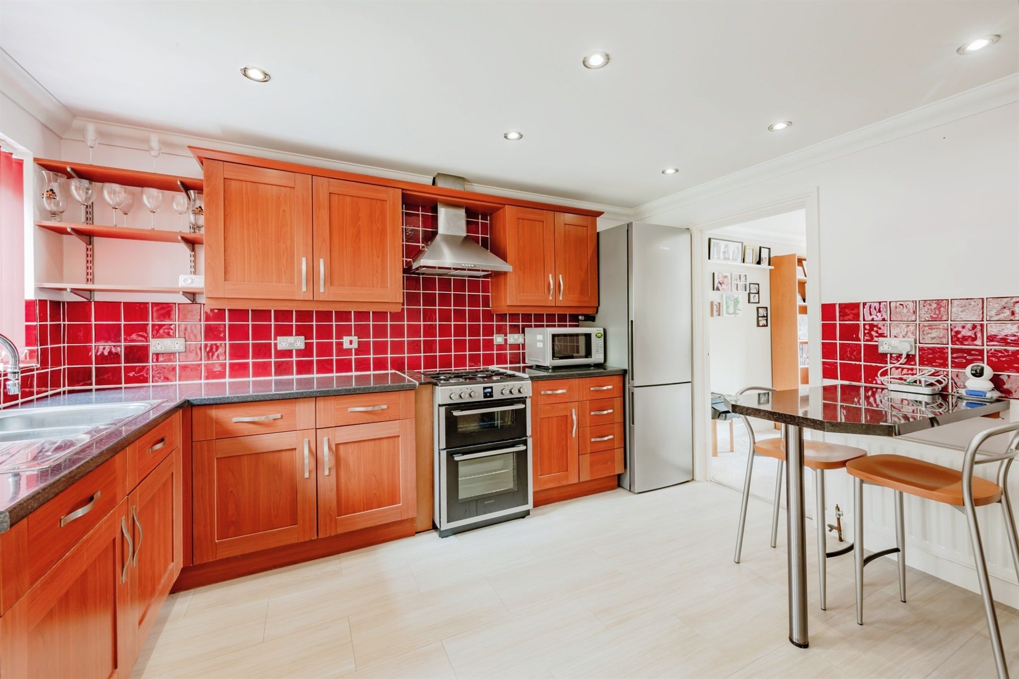 3 bed terraced house for sale in Westway, Copthorne, Crawley RH10 Zoopla