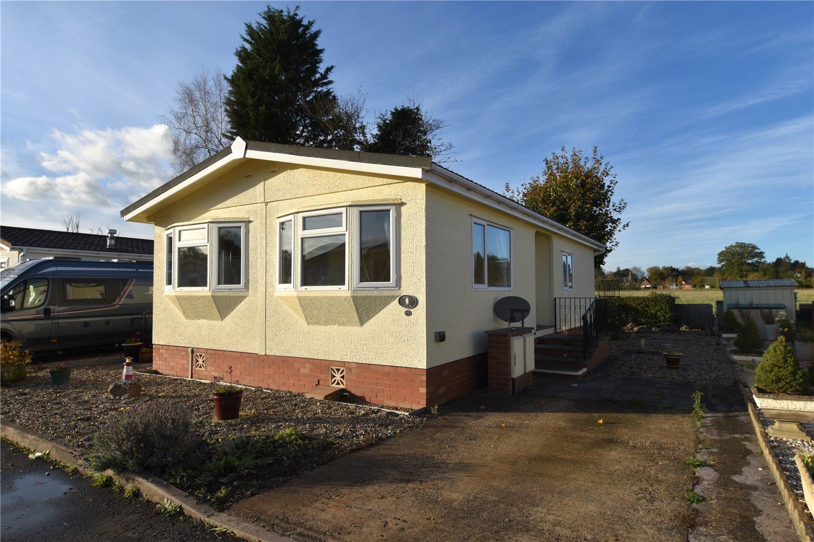 3 bed mobile/park home for sale in Doverdale Park Homes, Hampton Lovett